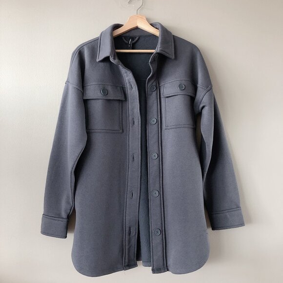 Lazypants LIKE NEW steel blue shacket small oversized sweater shacket - Picture 5 of 15